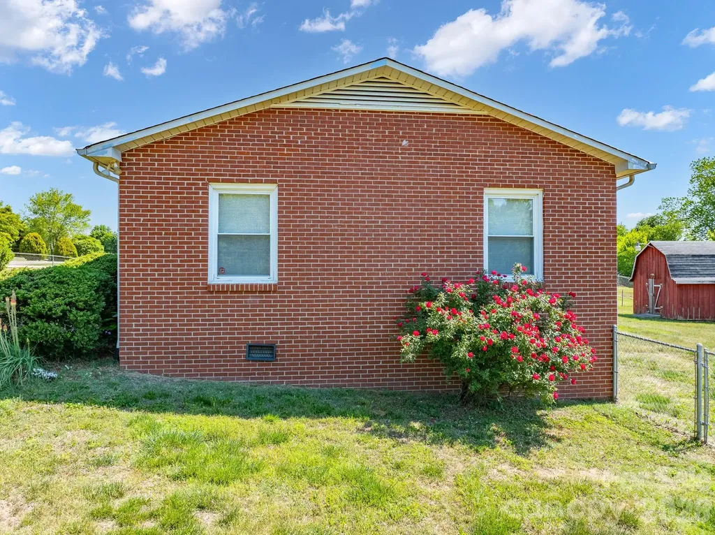 2101 Lamesa Court Lenoir NC 28645