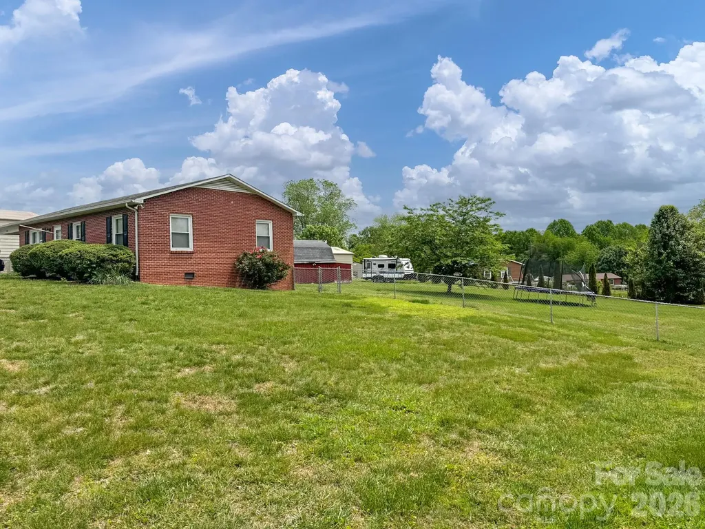 2101 Lamesa Court Lenoir NC 28645