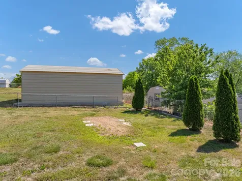 2101 Lamesa Court Lenoir NC 28645