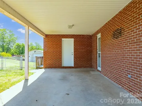 2101 Lamesa Court Lenoir NC 28645