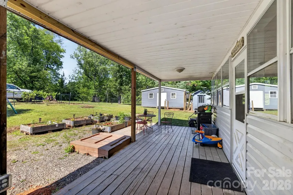 828 Jamestown Road Morganton NC 28655