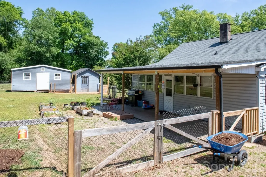 828 Jamestown Road Morganton NC 28655