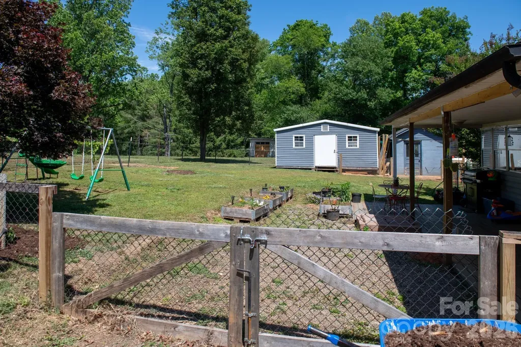 828 Jamestown Road Morganton NC 28655
