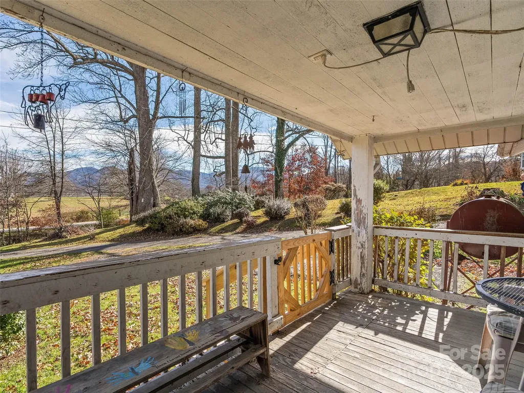396 Will Hyatt Road Waynesville NC 28786