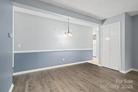 27 Capri Lane Hendersonville NC 28791