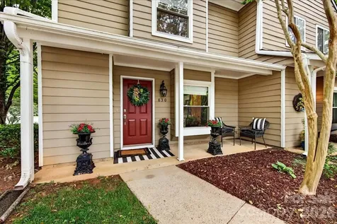 830 Sardis Cove Drive Charlotte NC 28270