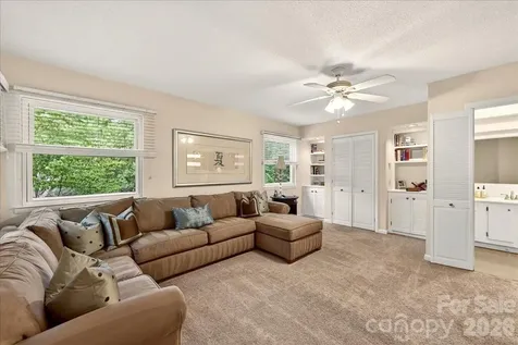 830 Sardis Cove Drive Charlotte NC 28270