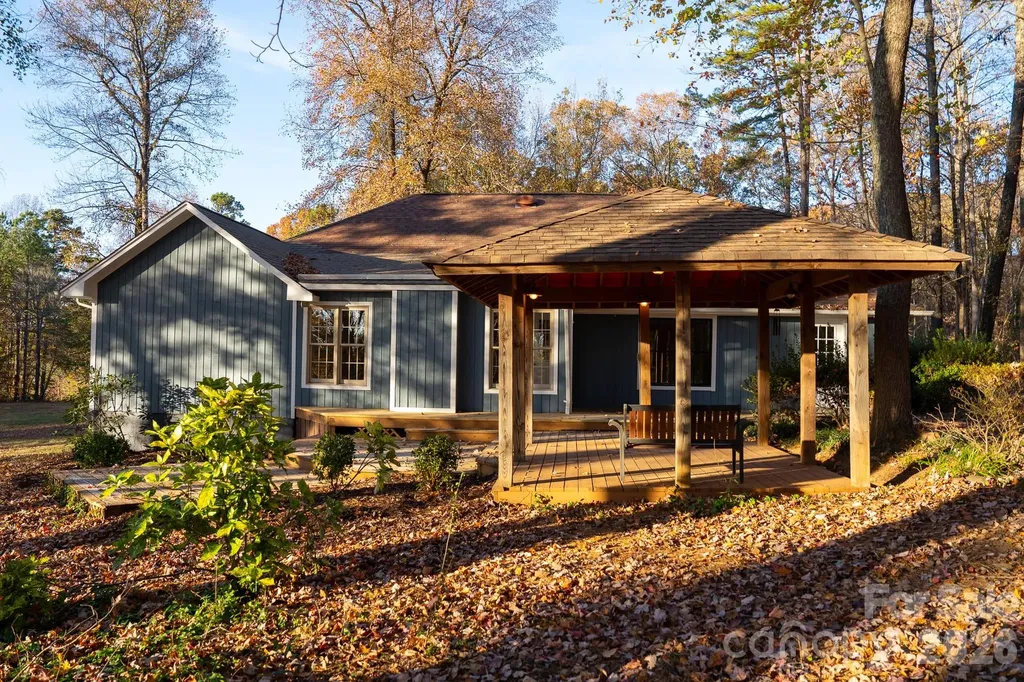 44585 Baldwin Road New London NC 28127