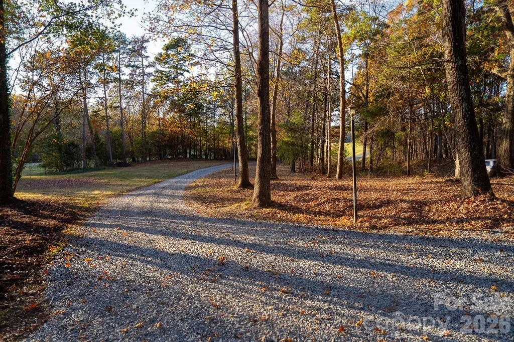 44585 Baldwin Road New London NC 28127