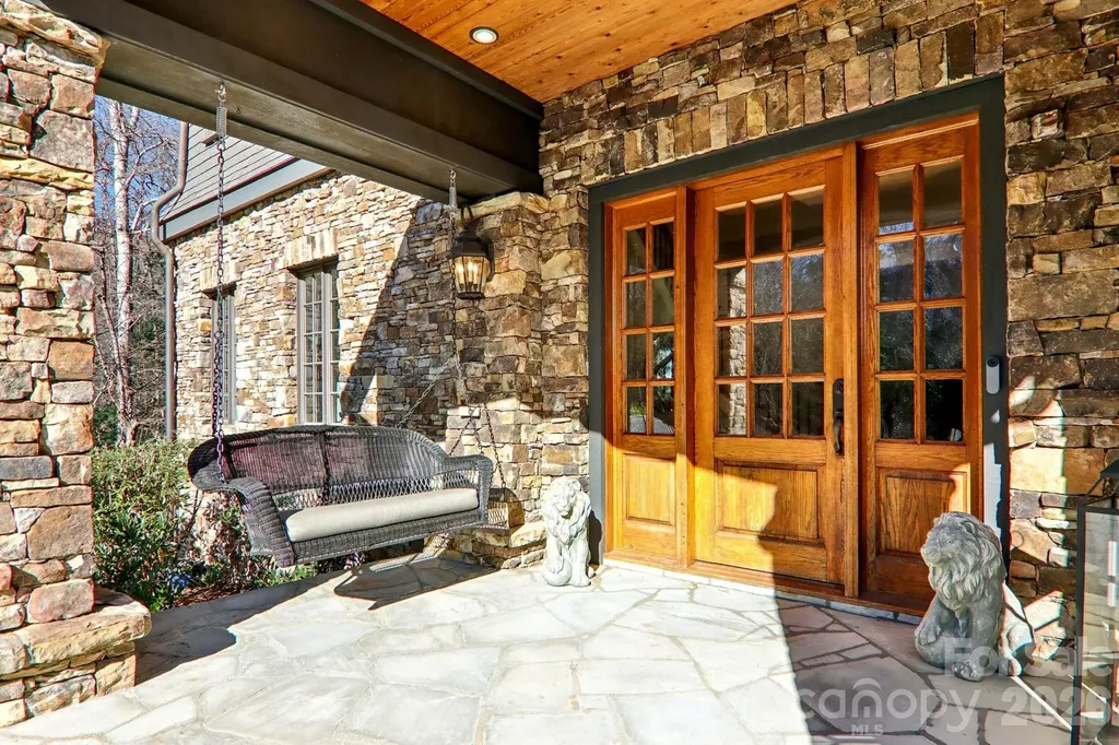 146 Allison Creek Trail Brevard NC 28712