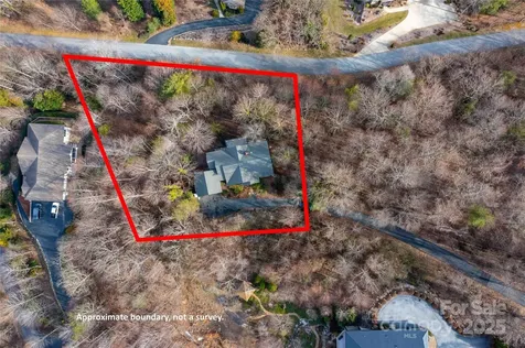 180 High Road Overlook Hendersonville NC 28739
