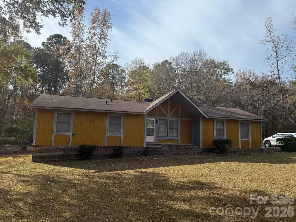 2908 Woodland Hill Way Lancaster SC 29720