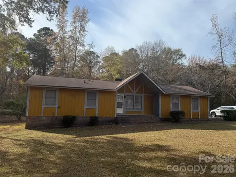 2908 Woodland Hill Way Lancaster SC 29720