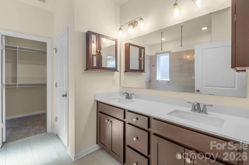 7420 Tullamore Glen Huntersville NC 28078