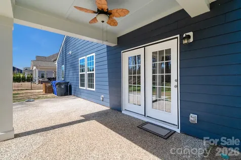 7420 Tullamore Glen Huntersville NC 28078