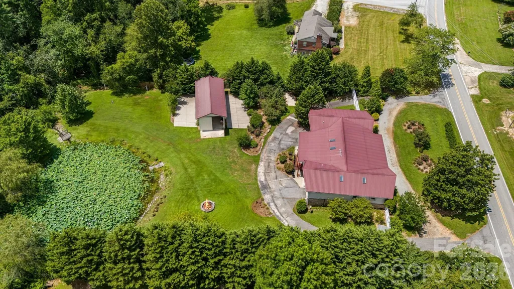 350 Old Sunset Hill Road Hendersonville NC 28792