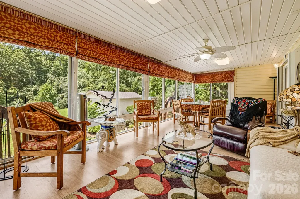 350 Old Sunset Hill Road Hendersonville NC 28792