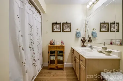 350 Old Sunset Hill Road Hendersonville NC 28792