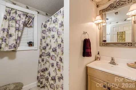 350 Old Sunset Hill Road Hendersonville NC 28792