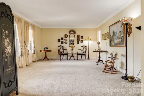 350 Old Sunset Hill Road Hendersonville NC 28792
