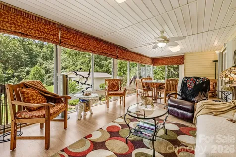 350 Old Sunset Hill Road Hendersonville NC 28792