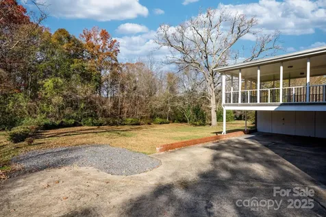 313 17th Street NW Hickory NC 28601