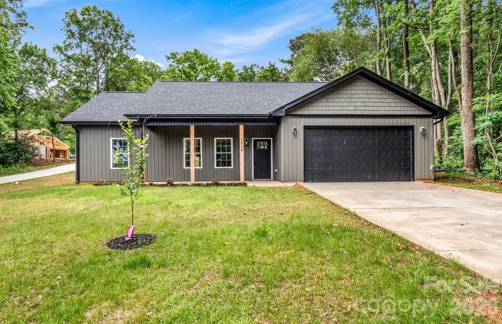 2328 Summerlin Street Winston Salem NC 27103