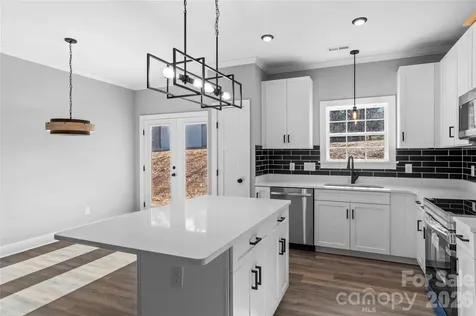 2328 Summerlin Street Winston Salem NC 27103