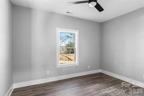 2328 Summerlin Street Winston Salem NC 27103