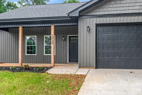 2328 Summerlin Street Winston Salem NC 27103