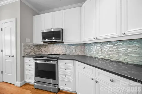 169 Winding Creek Drive Troutman NC 28166