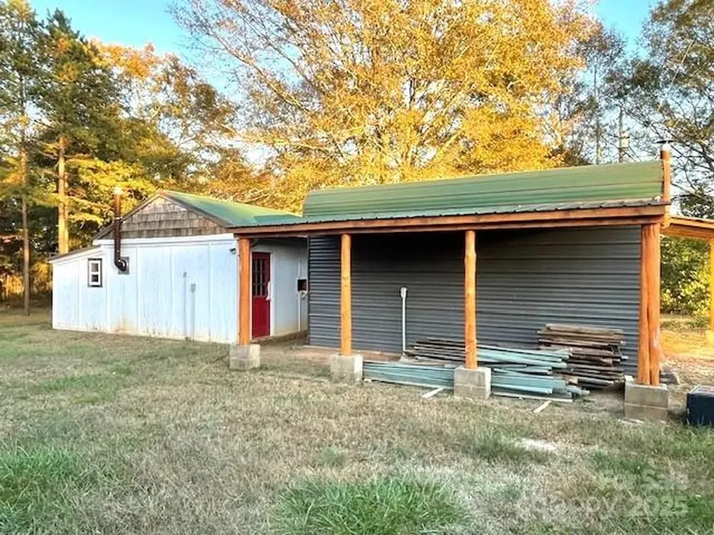 935 E Us 74 Business Highway Ellenboro NC 28040