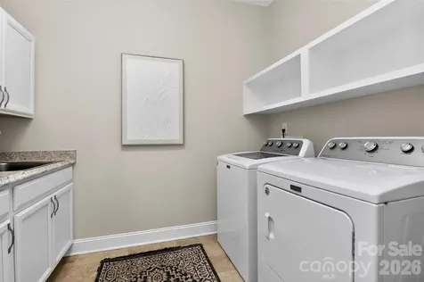 7933 Parknoll Drive Huntersville NC 28078