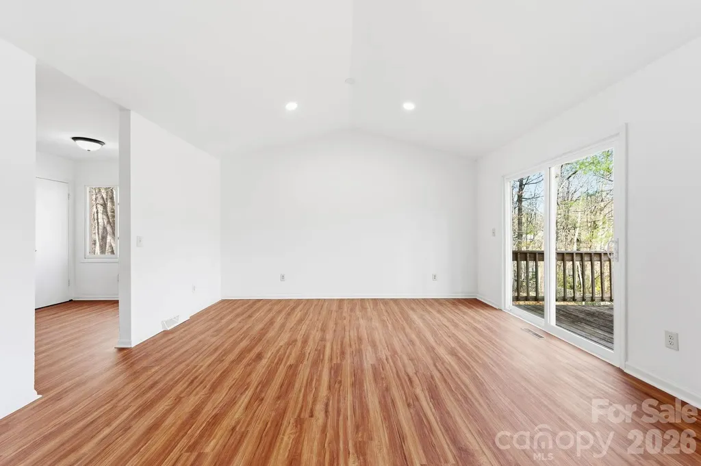 23 Muirfield Drive Arden NC 28704