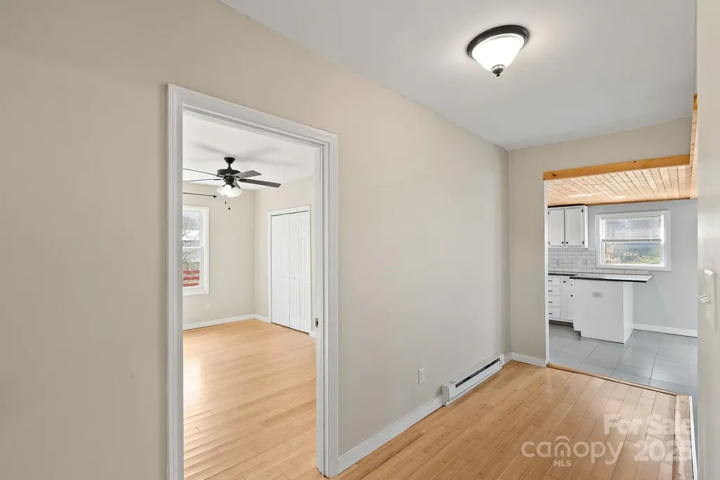 2 Worley Place Asheville NC 28806