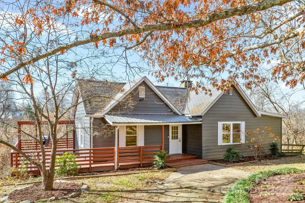2 Worley Place Asheville NC 28806