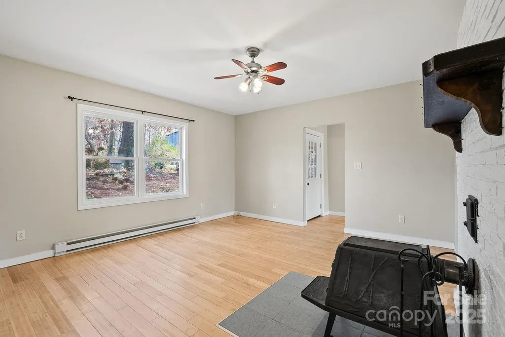 2 Worley Place Asheville NC 28806