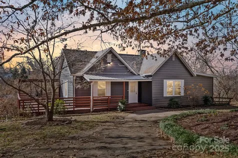 2 Worley Place Asheville NC 28806