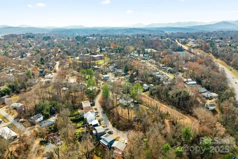 2 Worley Place Asheville NC 28806