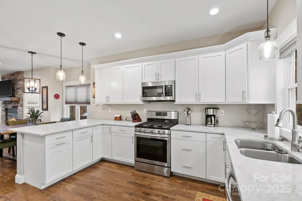 31 Elkmont Drive Asheville NC 28804