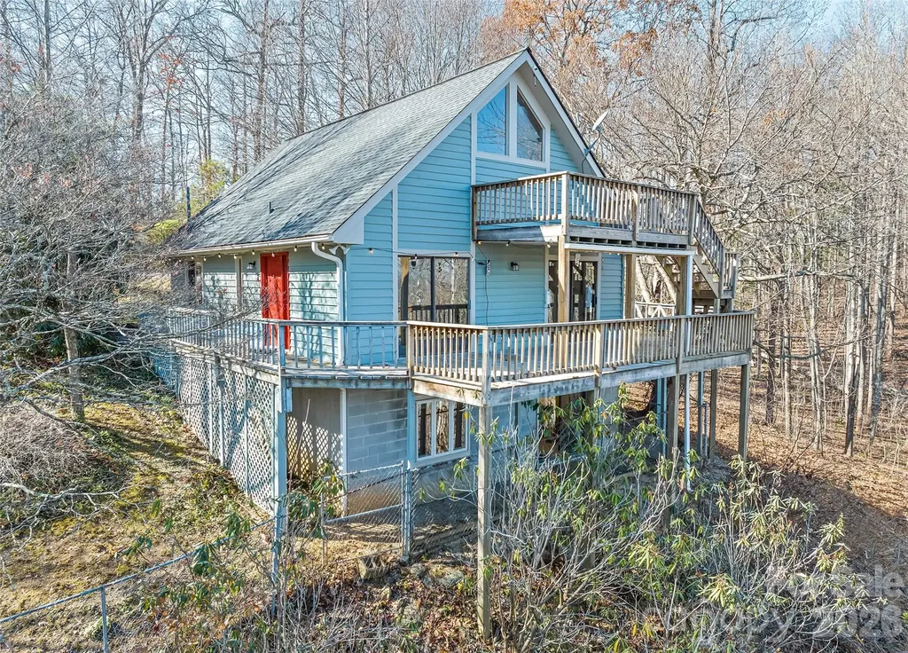 1350 Davis Mountain Road Hendersonville NC 28739