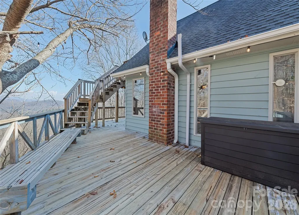1350 Davis Mountain Road Hendersonville NC 28739