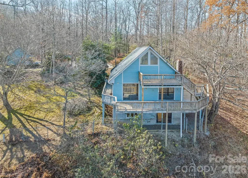 1350 Davis Mountain Road Hendersonville NC 28739