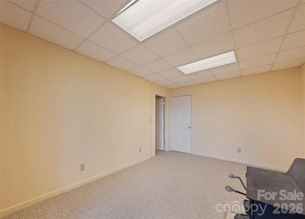 1350 Davis Mountain Road Hendersonville NC 28739