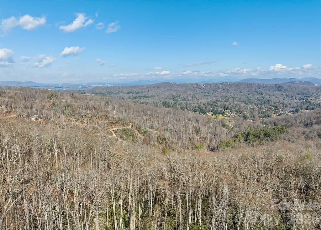 1350 Davis Mountain Road Hendersonville NC 28739