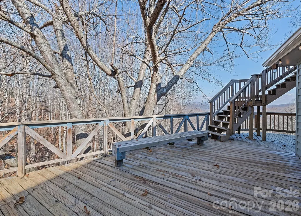 1350 Davis Mountain Road Hendersonville NC 28739