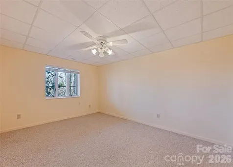 1350 Davis Mountain Road Hendersonville NC 28739