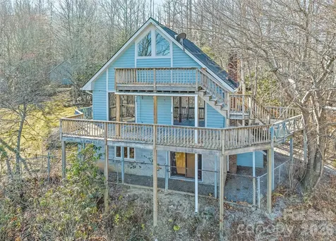 1350 Davis Mountain Road Hendersonville NC 28739