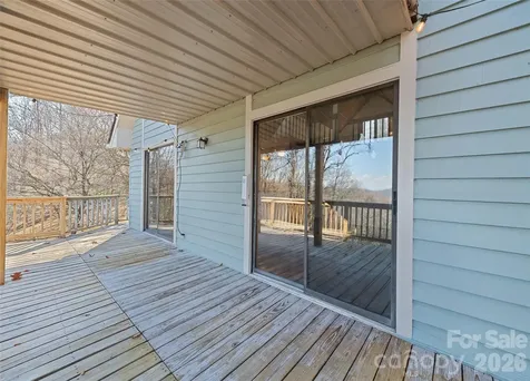 1350 Davis Mountain Road Hendersonville NC 28739