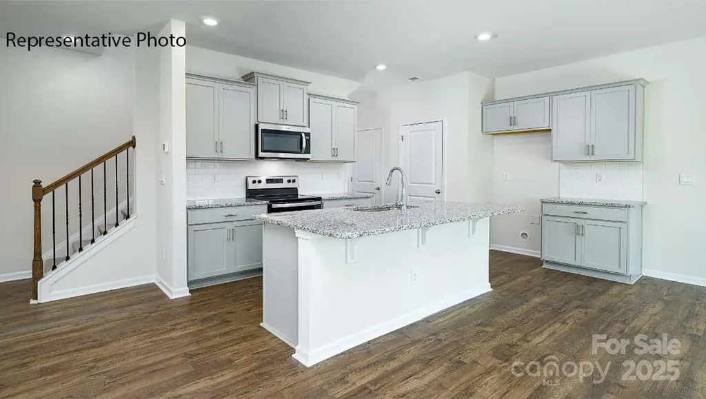 2054 10th Street SE Hickory NC 28602